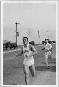 �}���\��